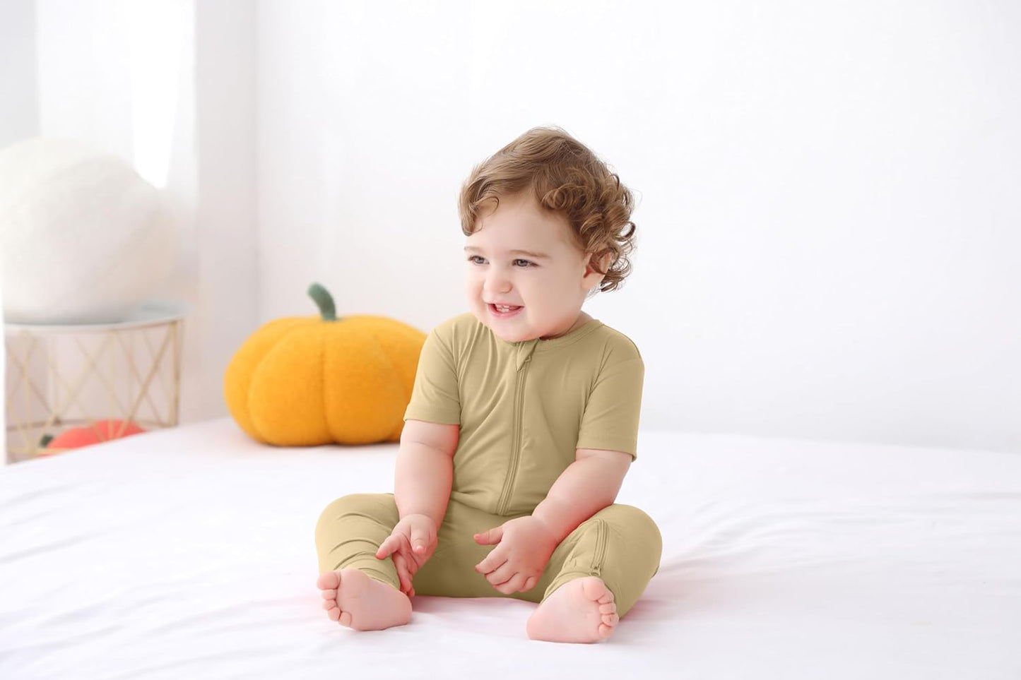 GUISBY Rayon Made from Bamboo Baby Pajamas, Summer Short Sleeve Footless Rompers, 2 Way Zipper Sleeper