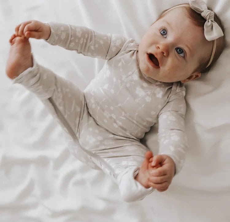 GUNAMUNA Unisex Baby Toddler Ultra-Soft Convertible Pajama, Footie or Romper Sleeper with Diaper Zipper, Newborn to 24 Months