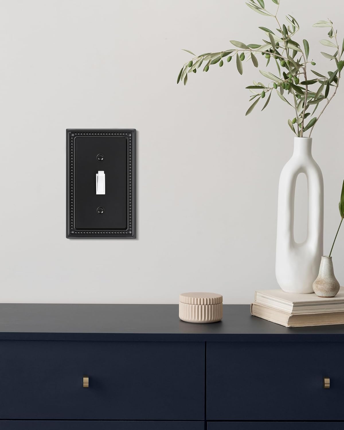 4-Pack Single Toggle Light Switch Cover Plate, Pearls Decorative Switch Plate Covers, Black 1 Gang Metal Wall Plate, Corrosion Resistant