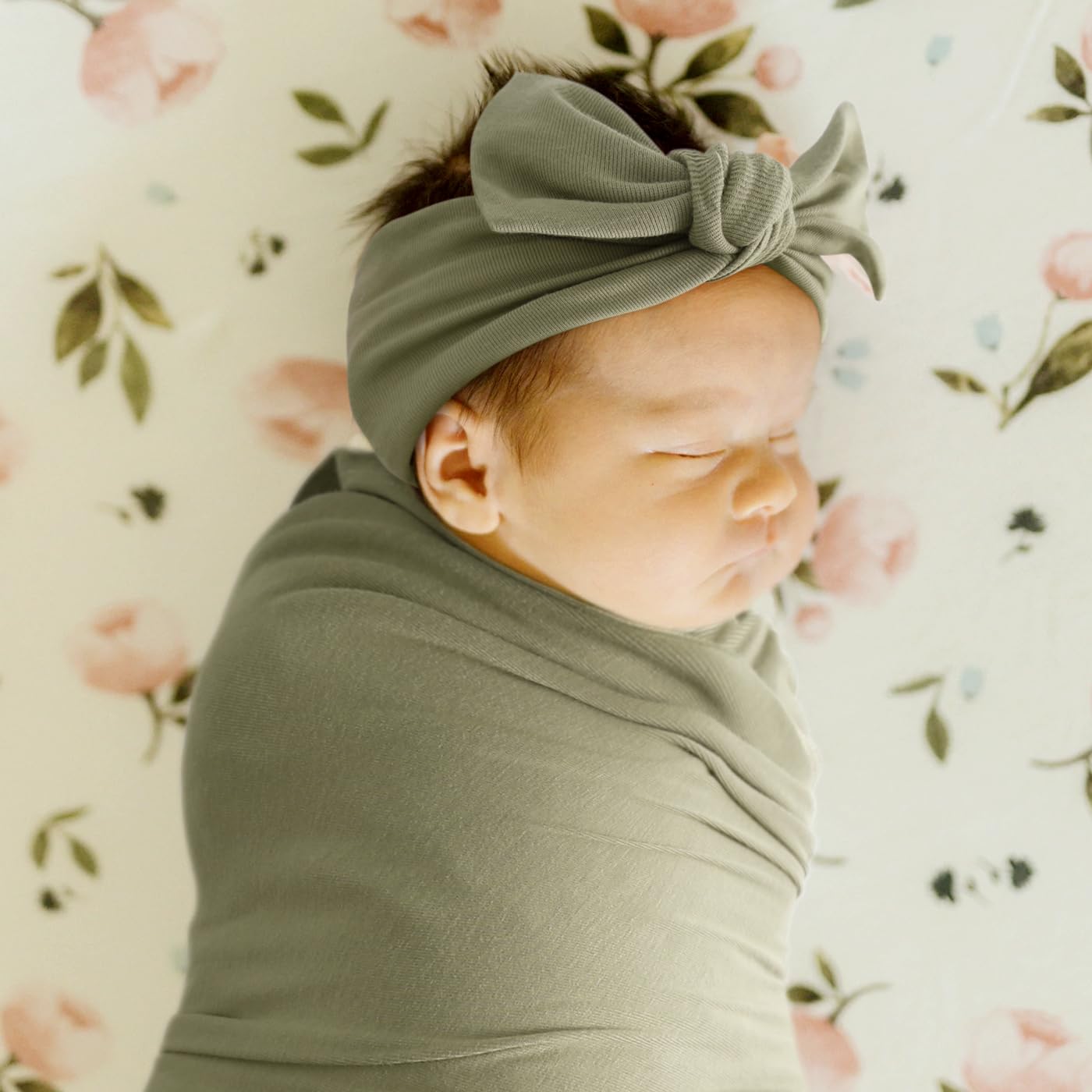 GRSSDER Newborn Swaddle Blanket, Ultra Soft Jersey Receiving Blanket with Matching Headband and Beanie Set 33×44", Stretchy Baby Neutral Swaddle Wrap for Girls and Boys