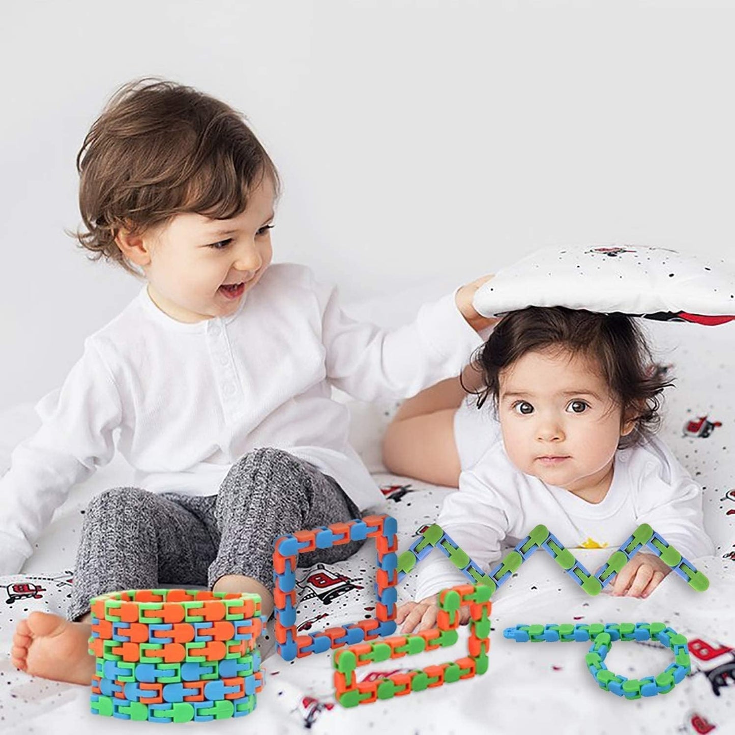 96pcs Random 24 Links Wacky Tracks Snap and Click Fidget Toys, Finger Sensory Toys, Snake Puzzles for Stress Relief, Party Bag Fillers, Party Favours, Random Color，Party Supplies，Carnival Gift